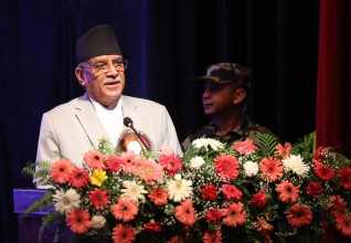 ‘माफियाका लागि विधेयक, भूमिहीनलाई वेवास्ता ?’ – प्रचण्ड